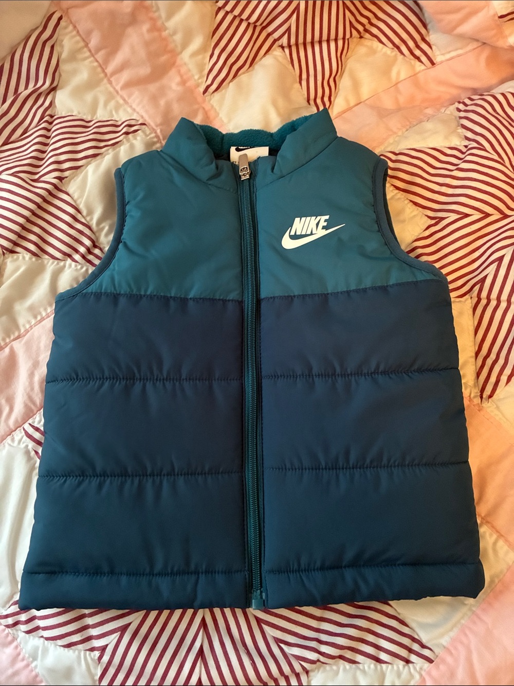 Nike Kids Puffer Vest 2T NWOT